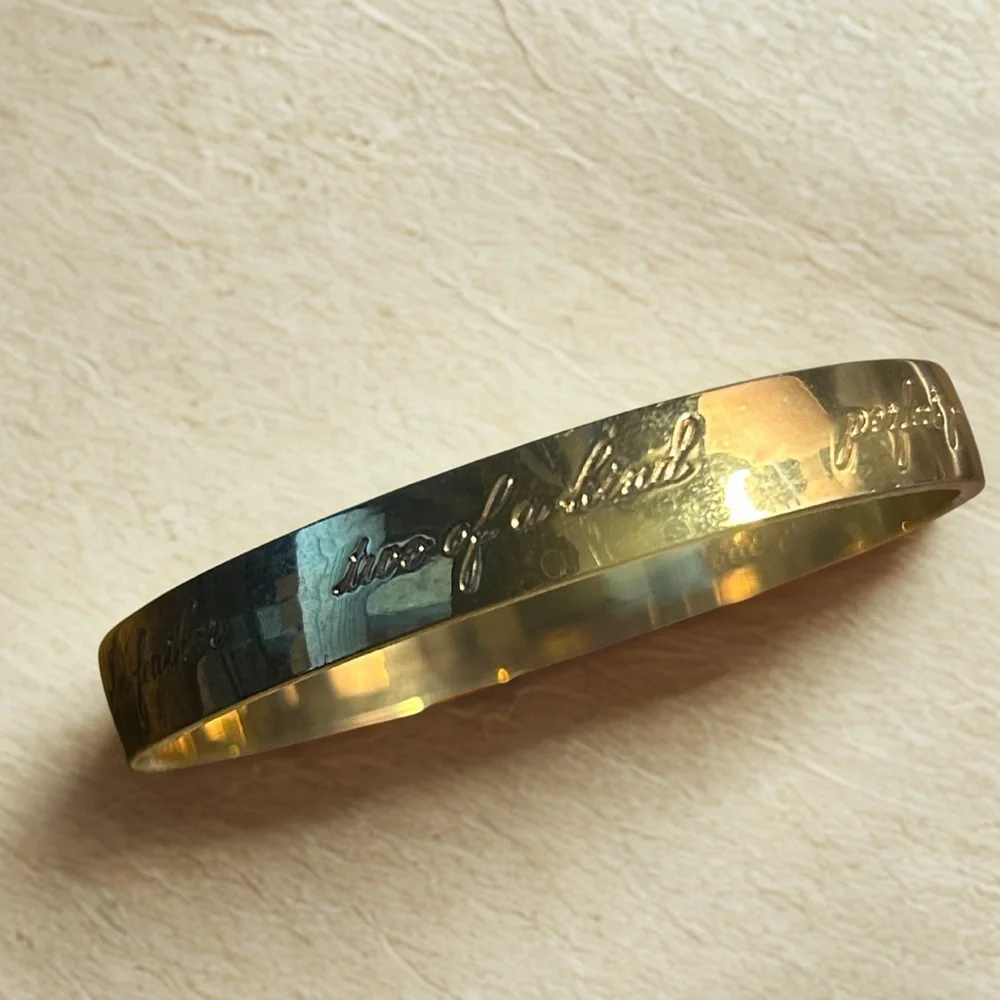 Kate Spade NY Best Friend Ever Bangle – Gold-Tone Bracelet with Engraved Sayings